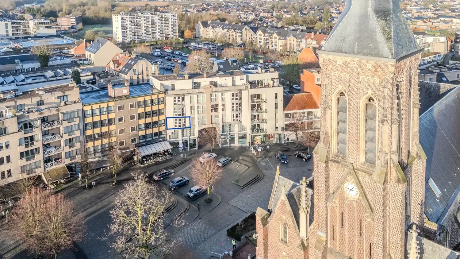 Instapklaar appartement met terras in hartje Lanaken foto 3