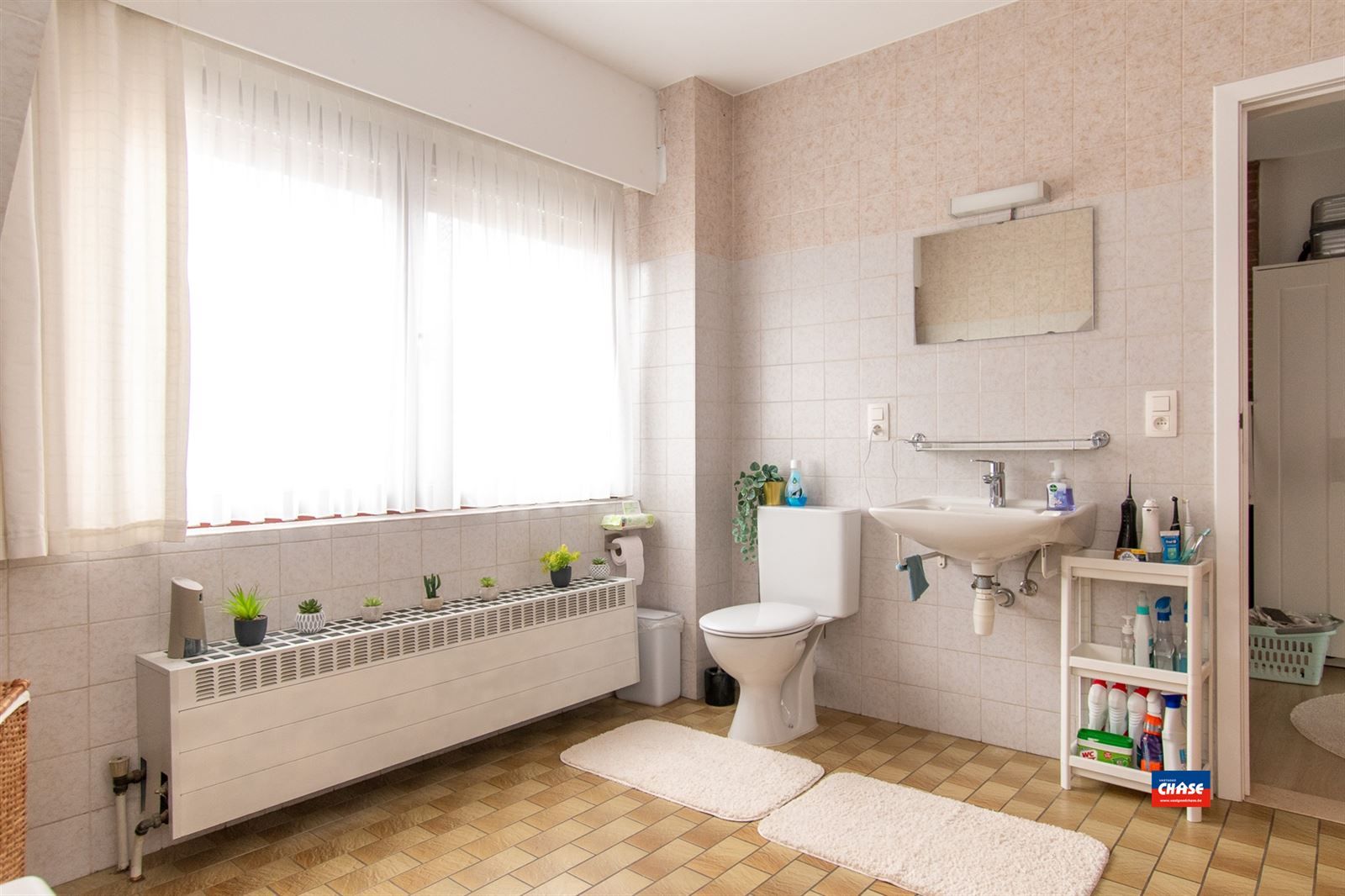 Bel-étage woning met 4 slaapkamers, 2 garages en EPC-C foto 13