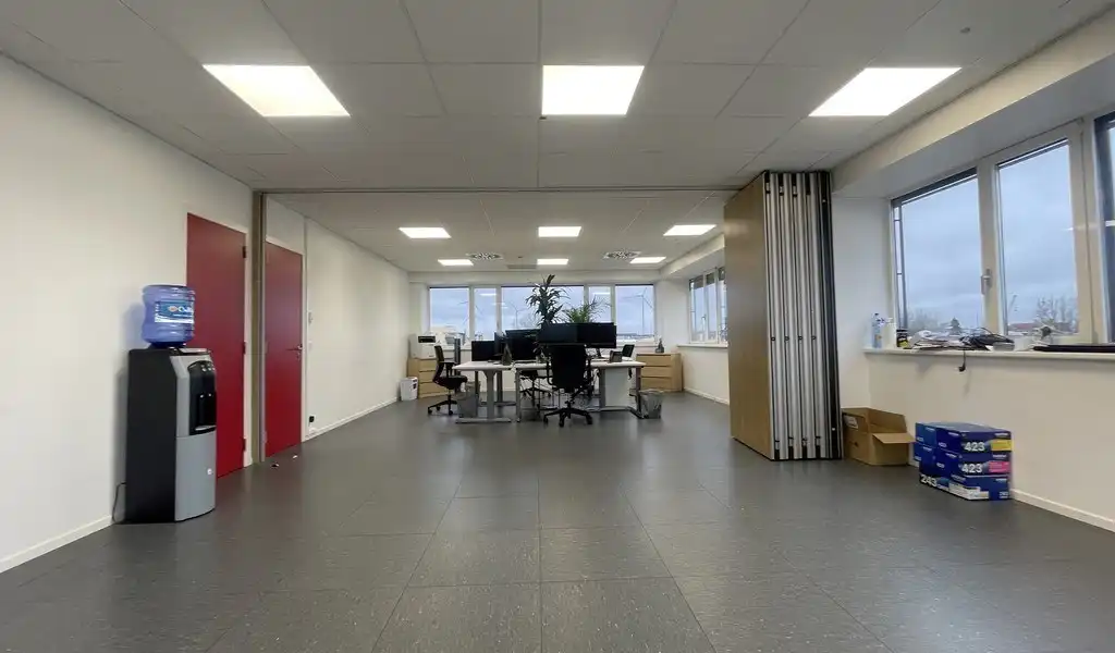 Instapklare kantoren te huur vlakbij de haven van Antwerpen foto 12