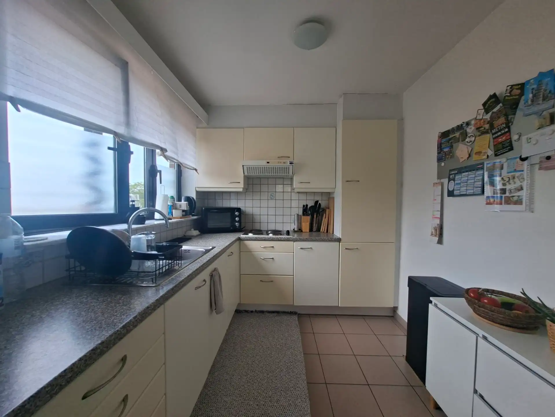 Instapklaar appartement met 2 slaapkamers, berging & parking foto 10