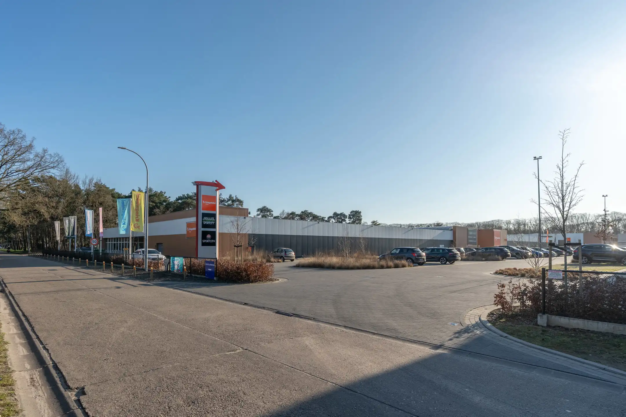 Nieuwbouw KMO-unit met twee autostaanplaatsen te Merksplas. foto 17