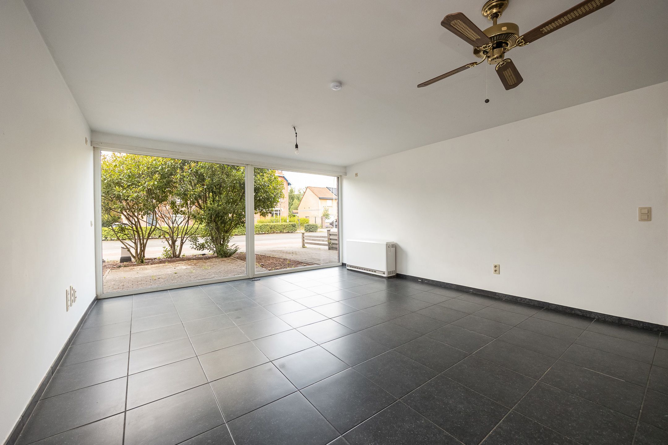 Instapklaar gelijkvloers appartement te St-Antonius foto 6