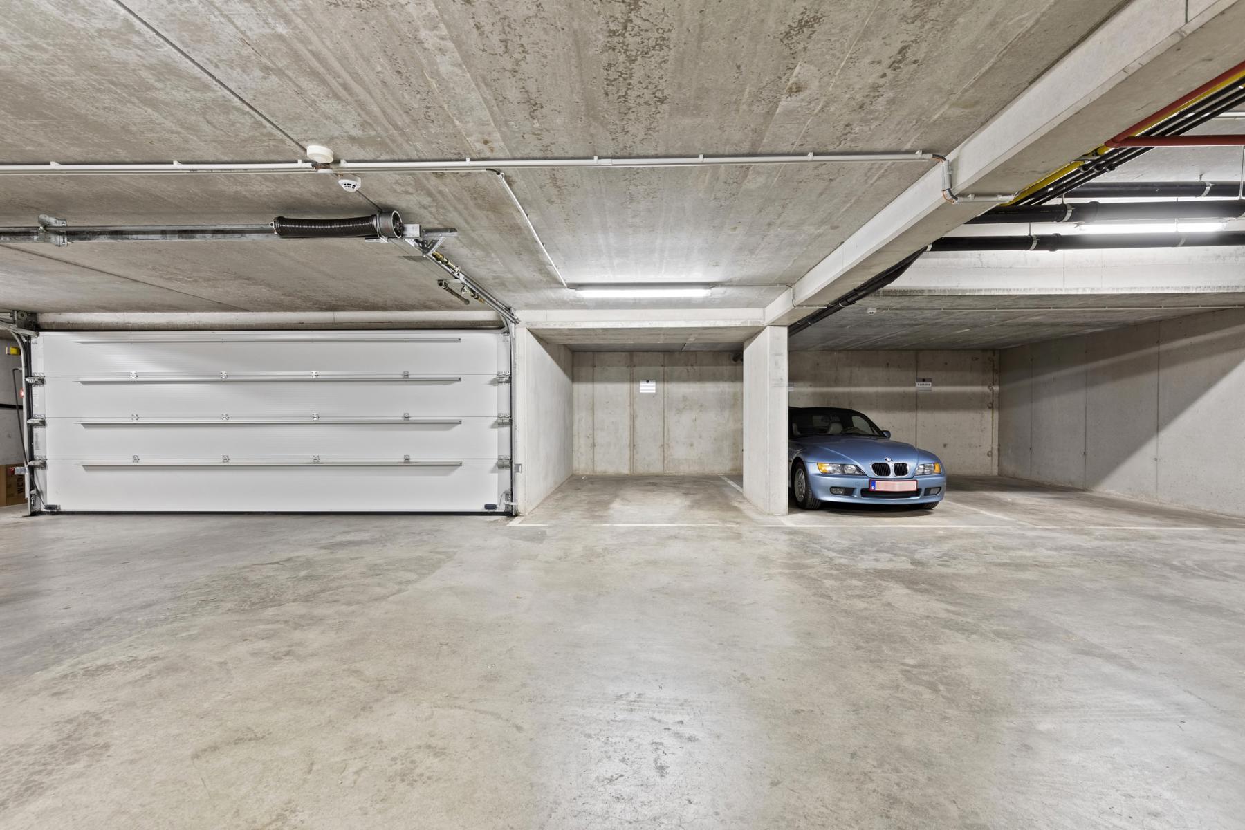 Prachtig 2 slaapkamer appartement  in een groene omgeving  foto 16