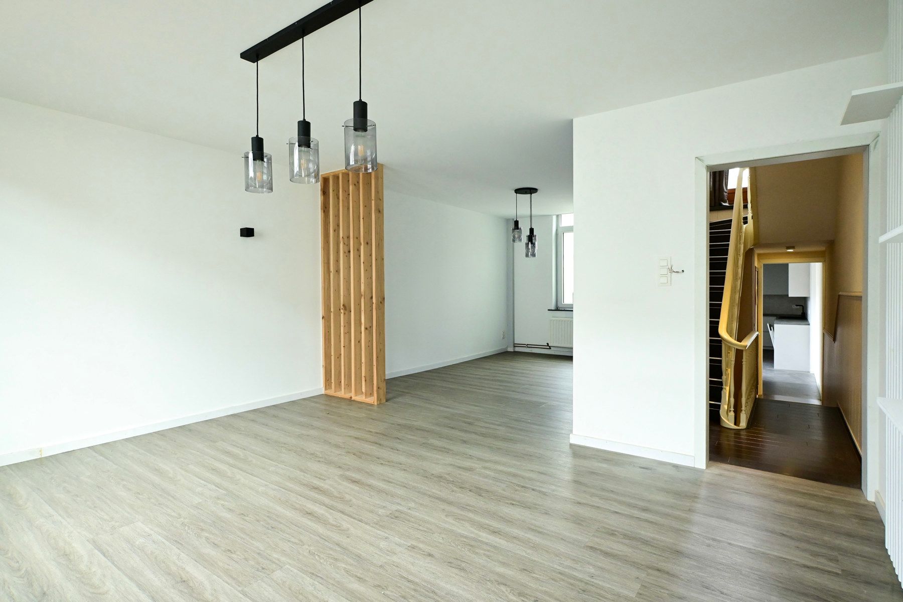 Ruime gezinswoning met twee zonneterrassen in Oostende. foto 2