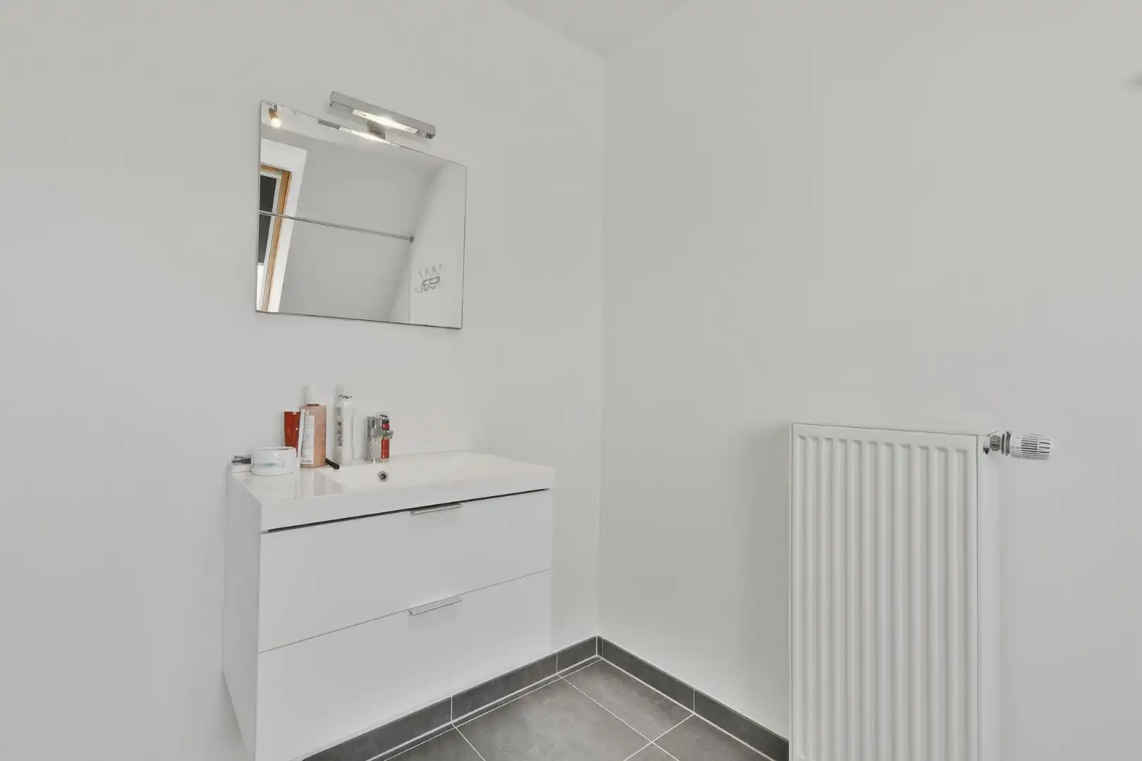 Ruim duplex appartement te huur in het centrum van Oudenburg  foto 12