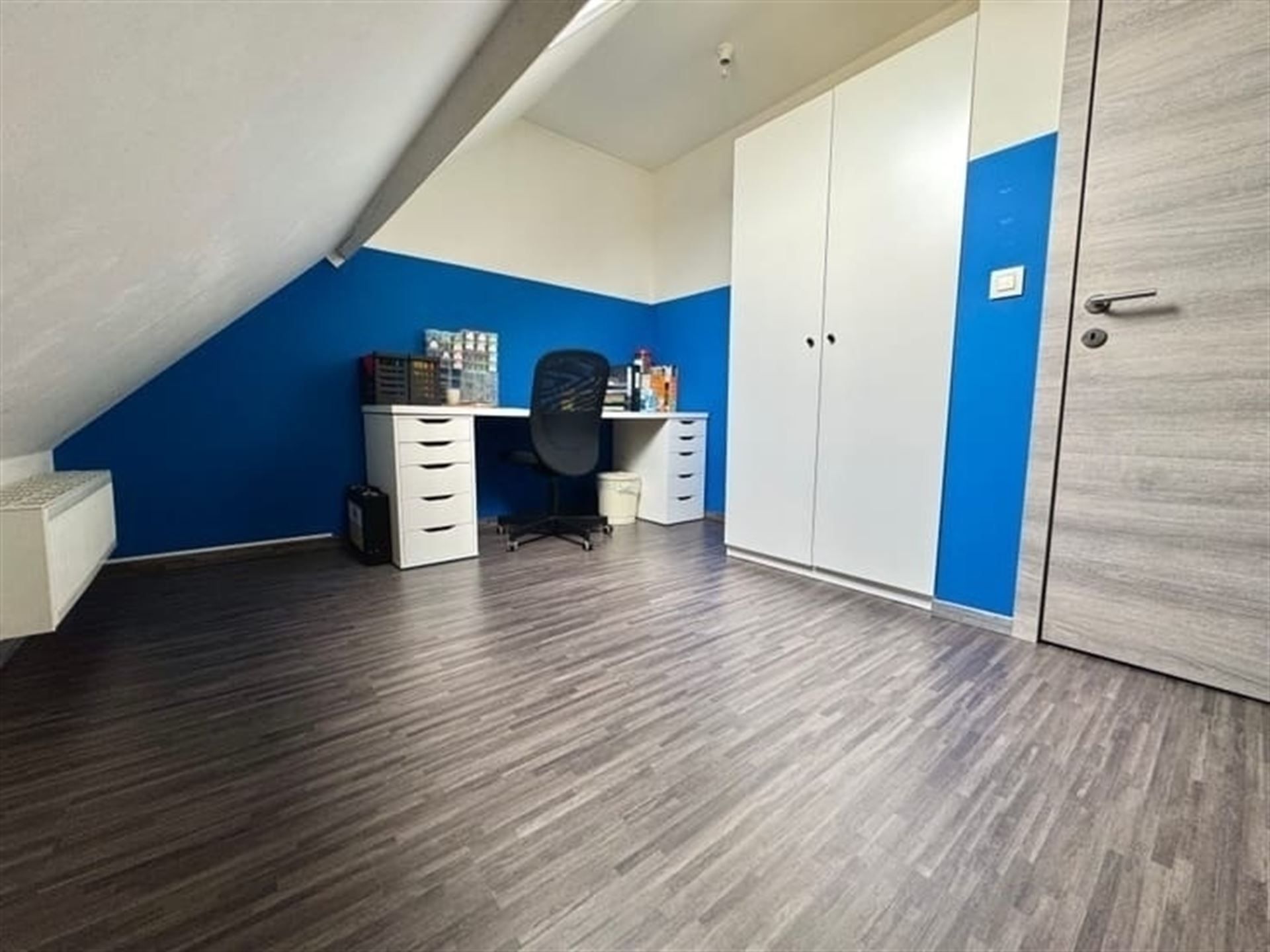 volledig vernieuwe woning nabij het centrum! foto 13