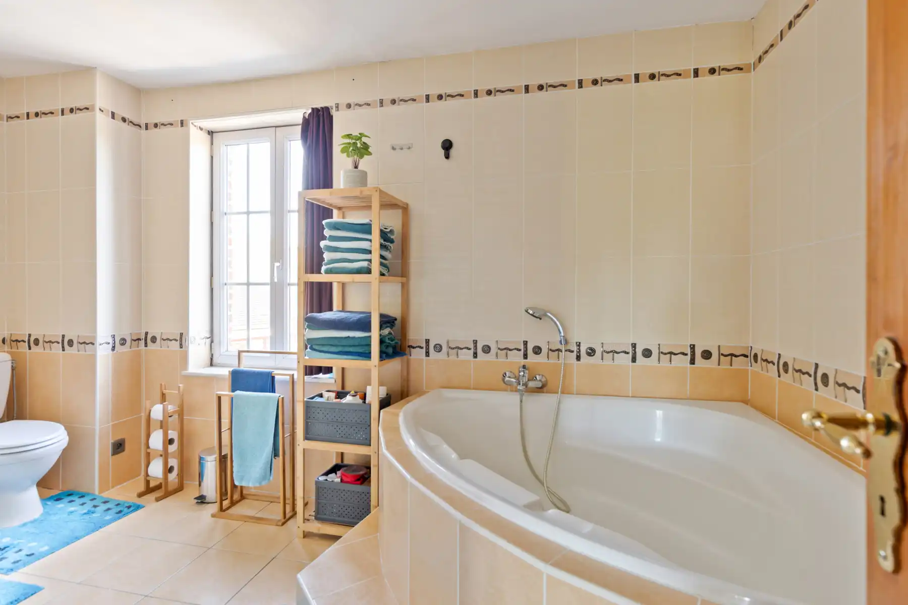 Instapklare woning met schitterende tuin  foto 12