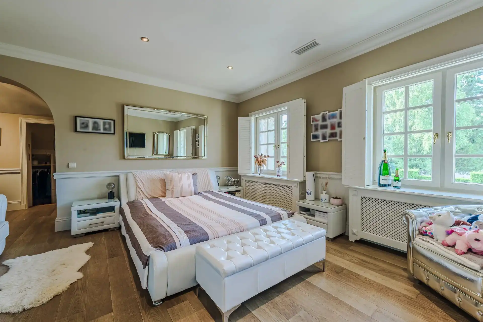 Prachtige luxueuze villa in Amerikaanse stijl met 4 slaapkamers en 2 badkamers. foto 17