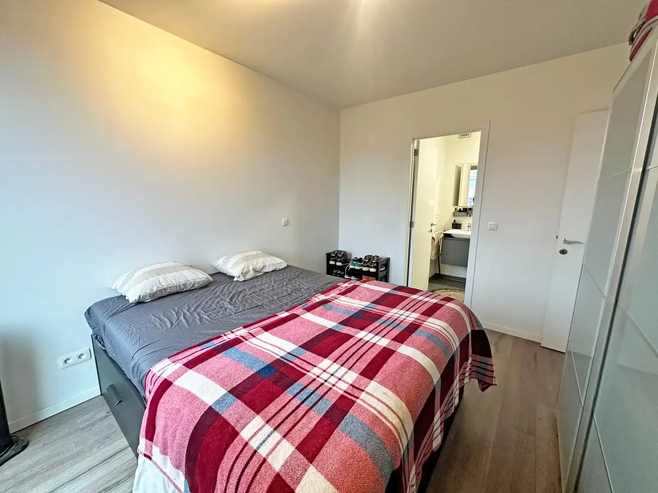 Modern 1 slaapkamer appartement in Antwerpen! foto 11