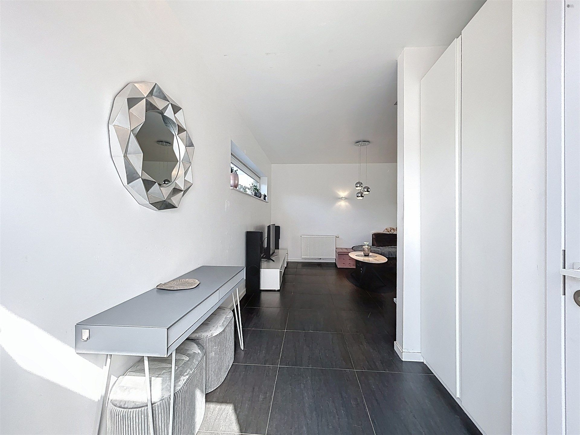recente energiezuinige  half-open bebouwing met 3 slaapkamers en gezellige tuin! foto 7