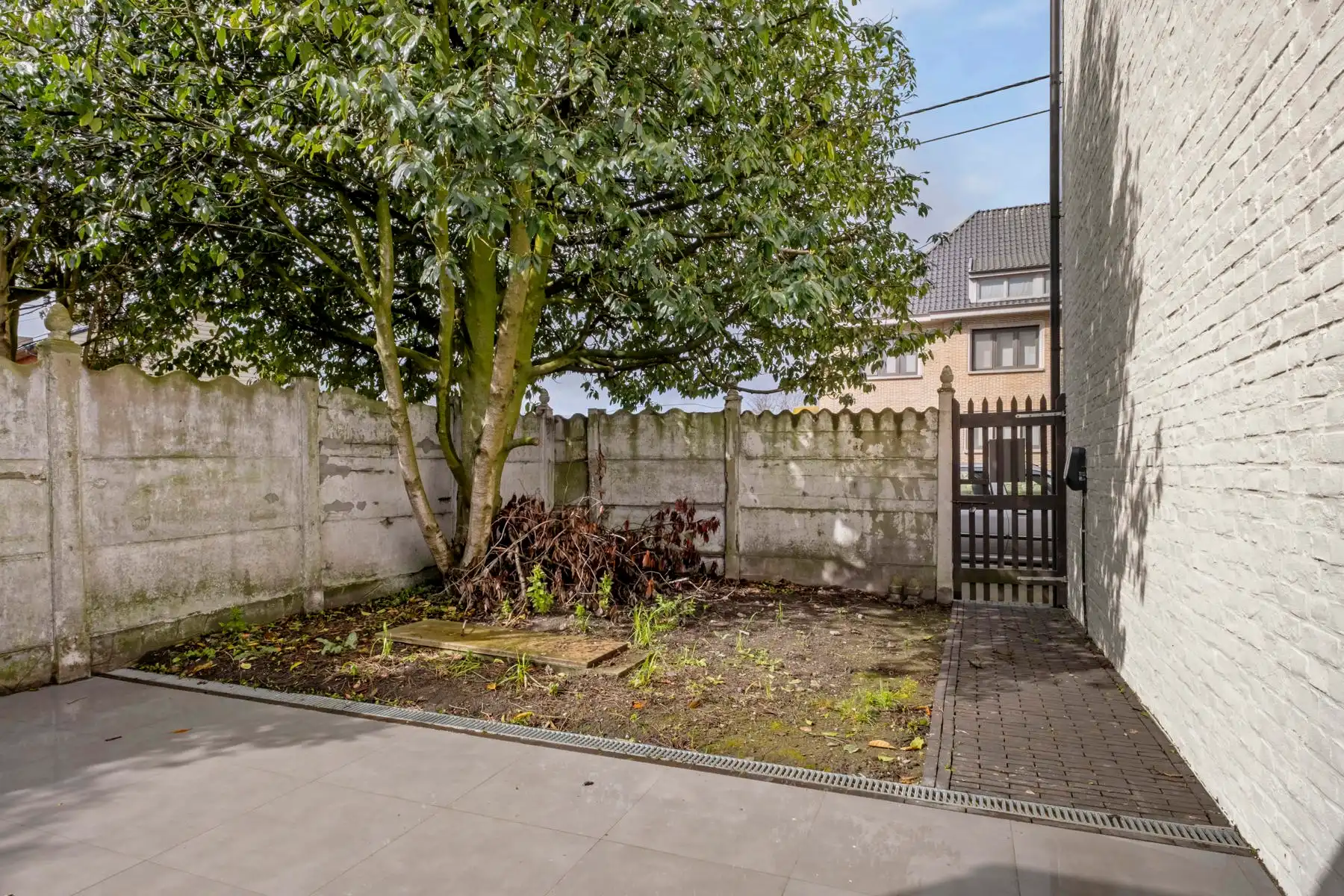 Charmante, volledig gerenoveerde woning foto 6