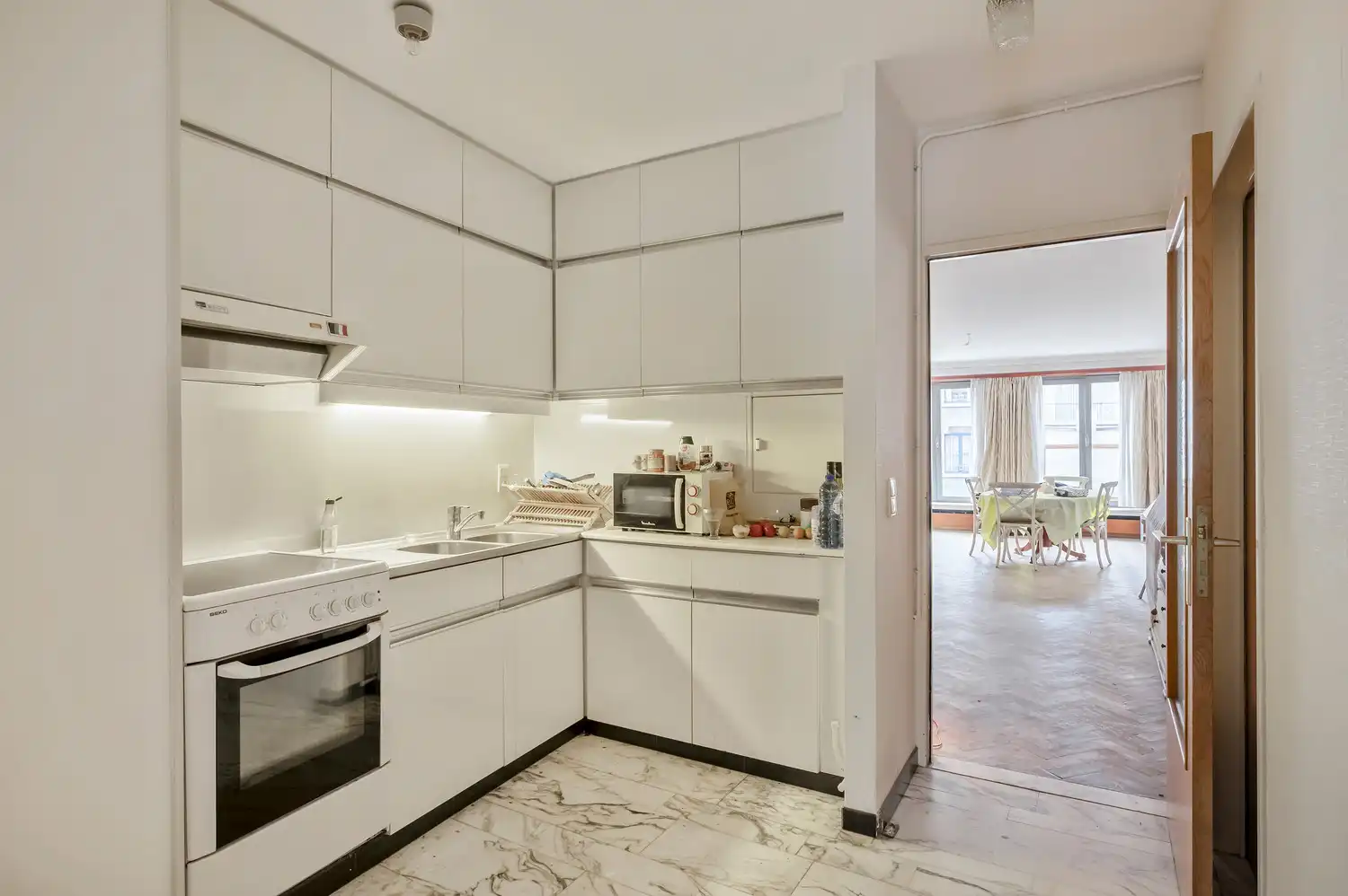 Prachtig appartementsgebouw met 4 appartementen, 1 handelsgelijkvloers en een uiterst gunstige  EPC! foto 13