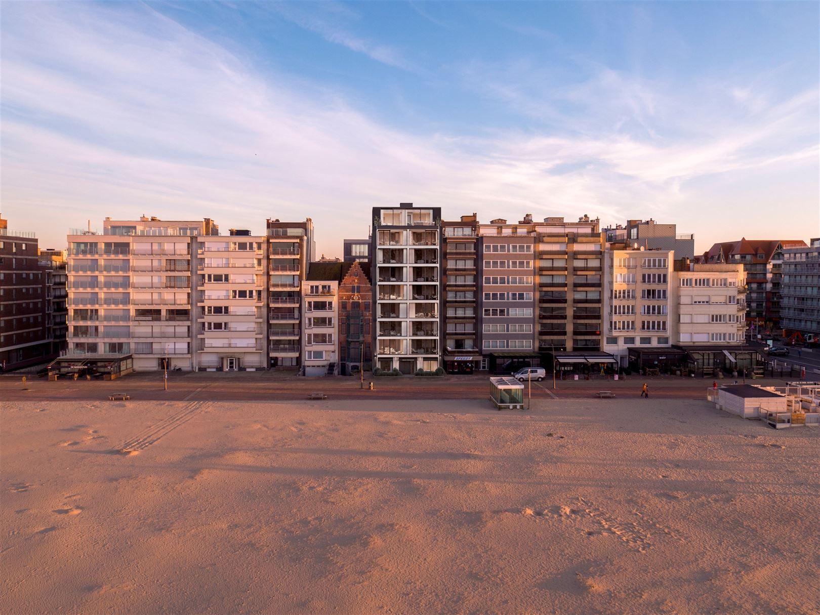 Instapklaar nieuwbouwappartement op de Zeedijk !  foto 14