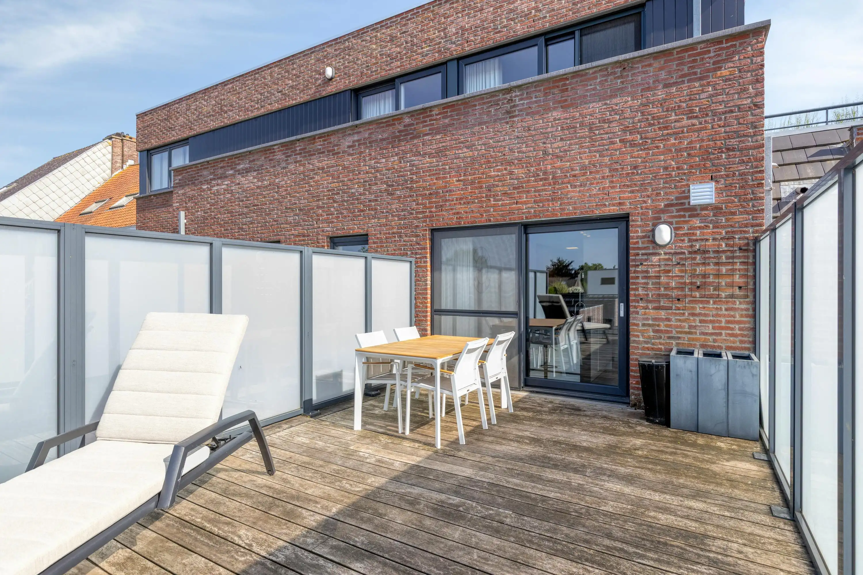 Gezellig instapklaar appartement met 1 slaapkamer en terras foto {{pictureIndex}}