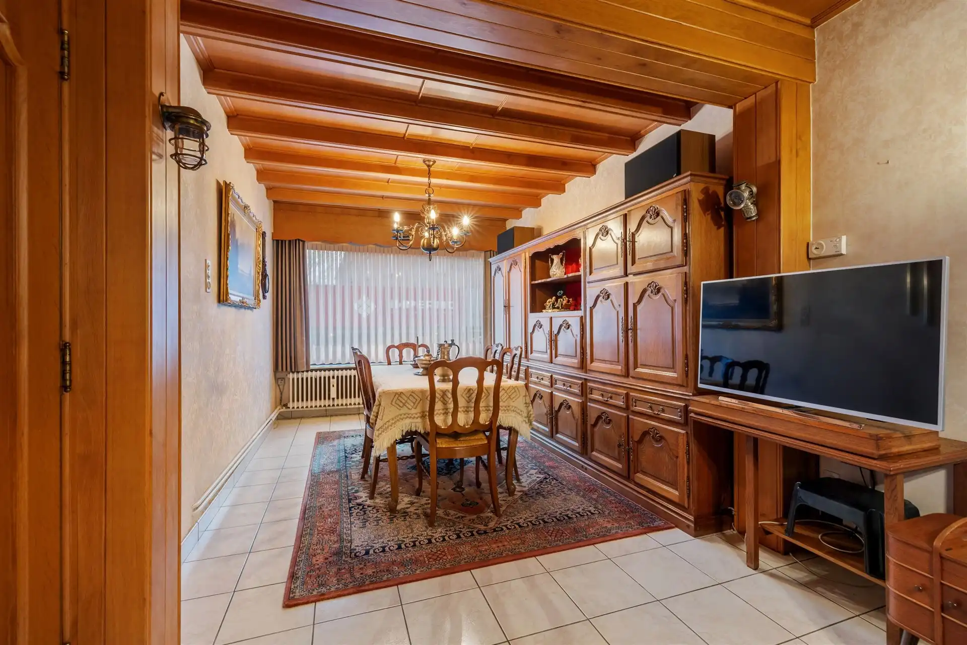 Instapklare gezinswoning met bijgebouwen op 520m² foto 4