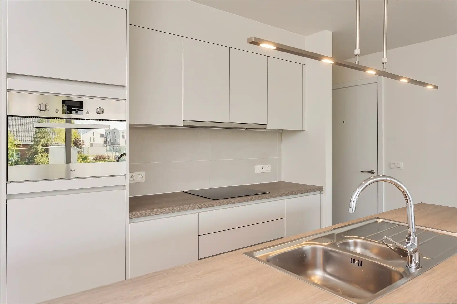 Appartement met 2 slaapkamers nabij centrum  foto 3