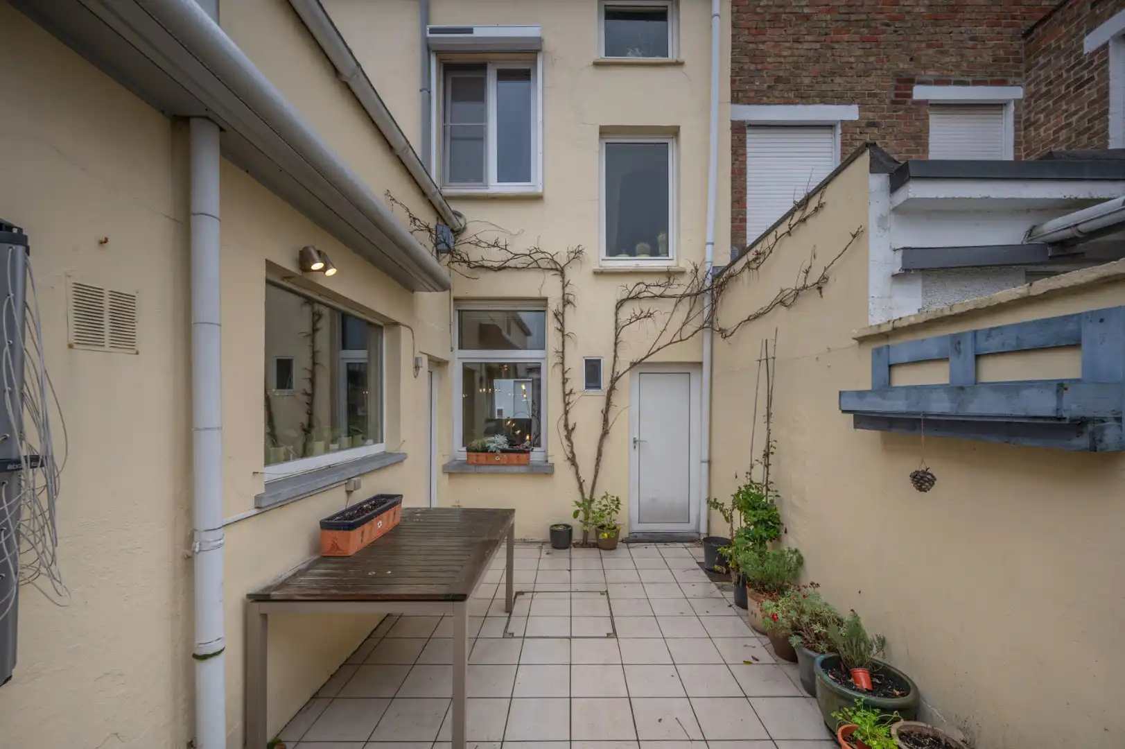 Instapklare woning in hartje Heist foto 7