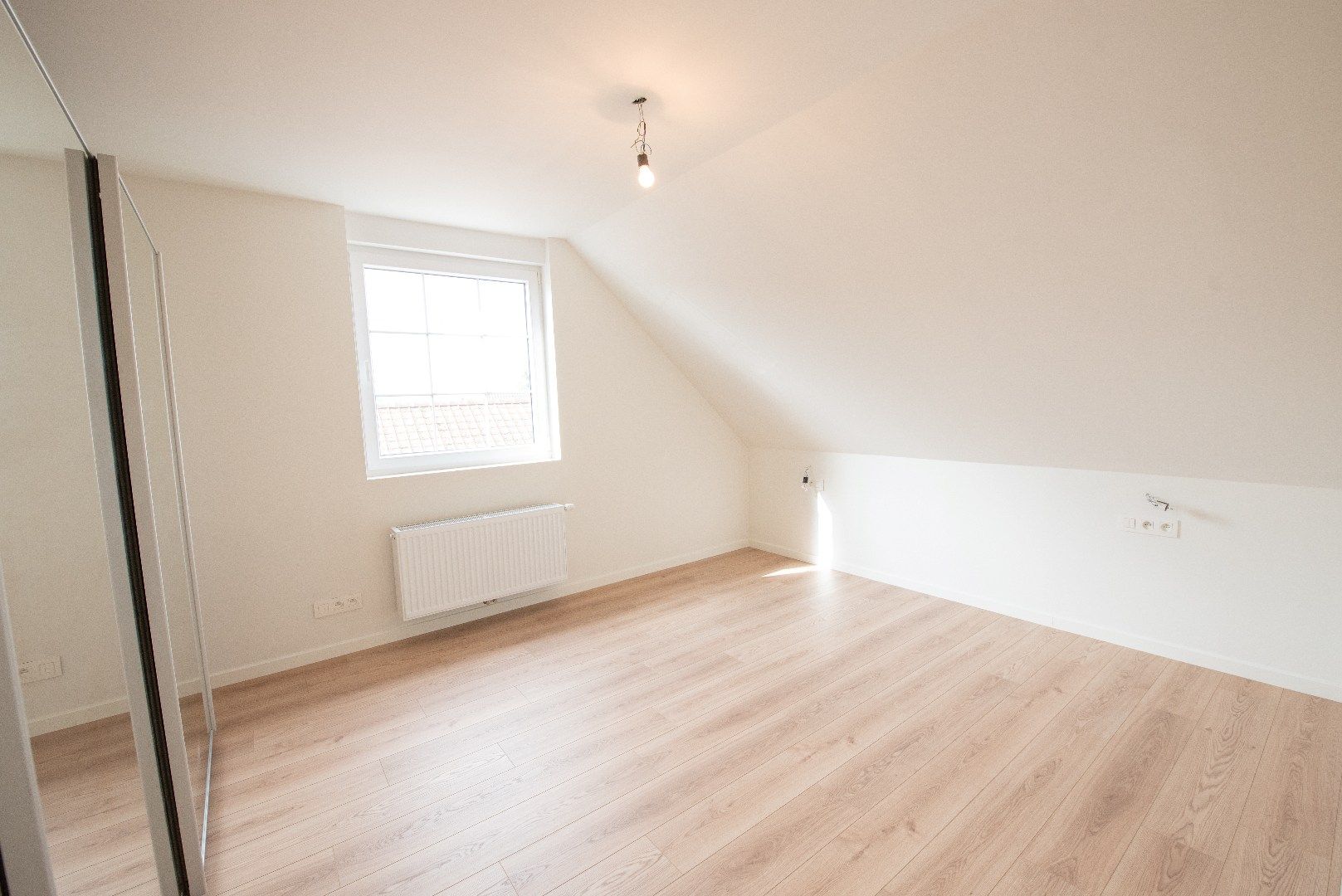 Volledig instapklare woning met 3 slaapkamers en leuke tuin in Zulte foto 11