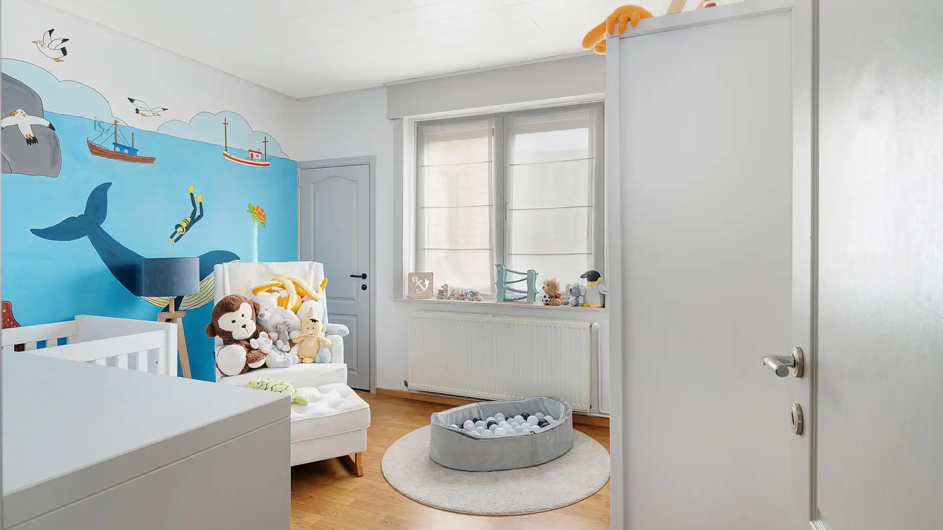 Instapklare woning met zonnige tuin in het centrum van Heist foto 23