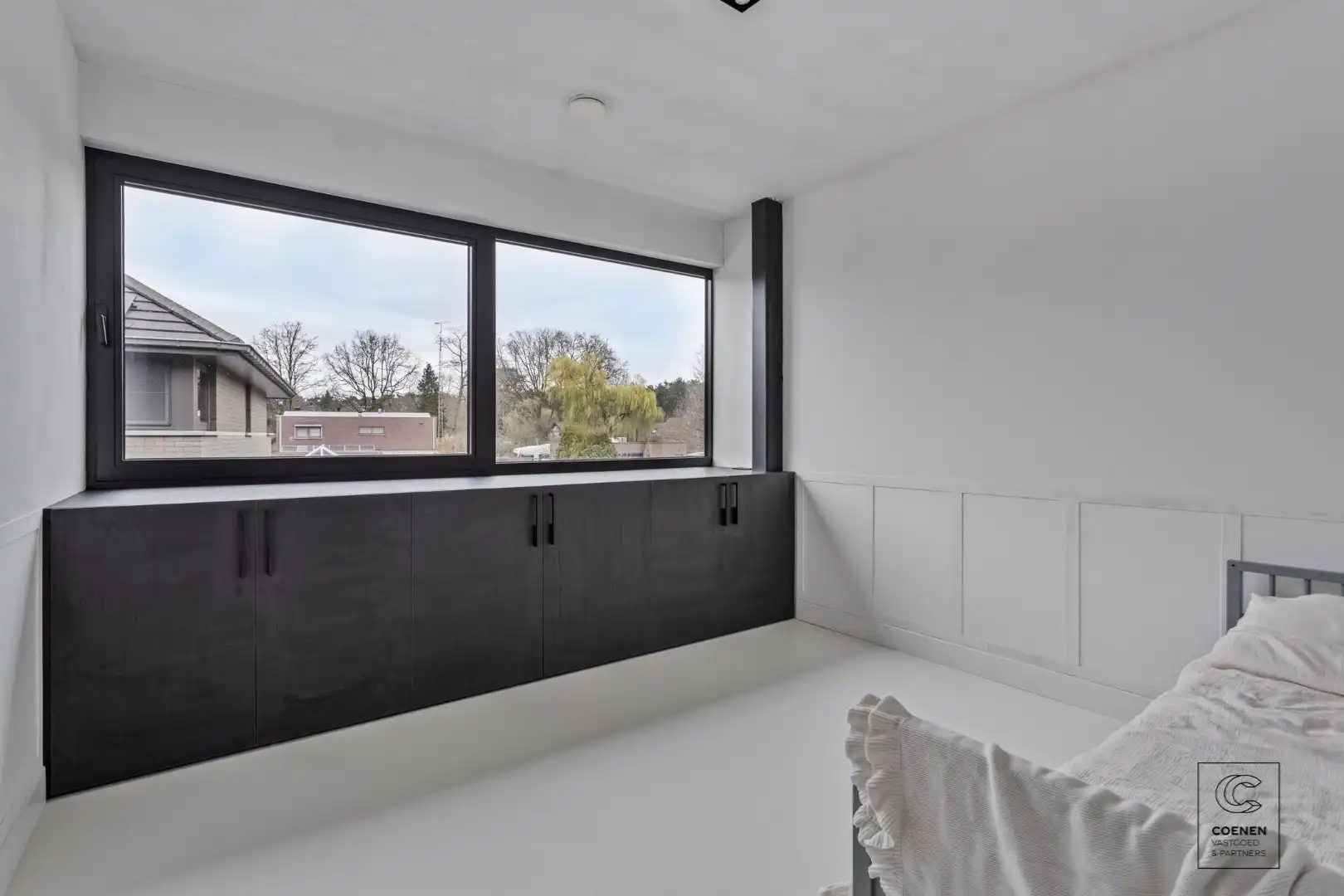 Prachtig verder af te werken HOB van 320 m² in een doodlopende straat! foto 22