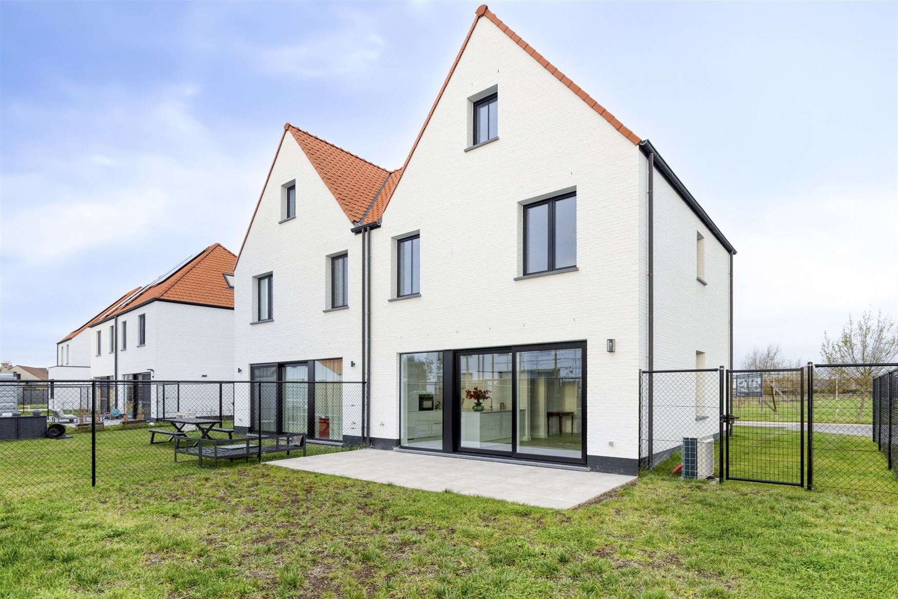 Nieuwbouwwoning foto 18