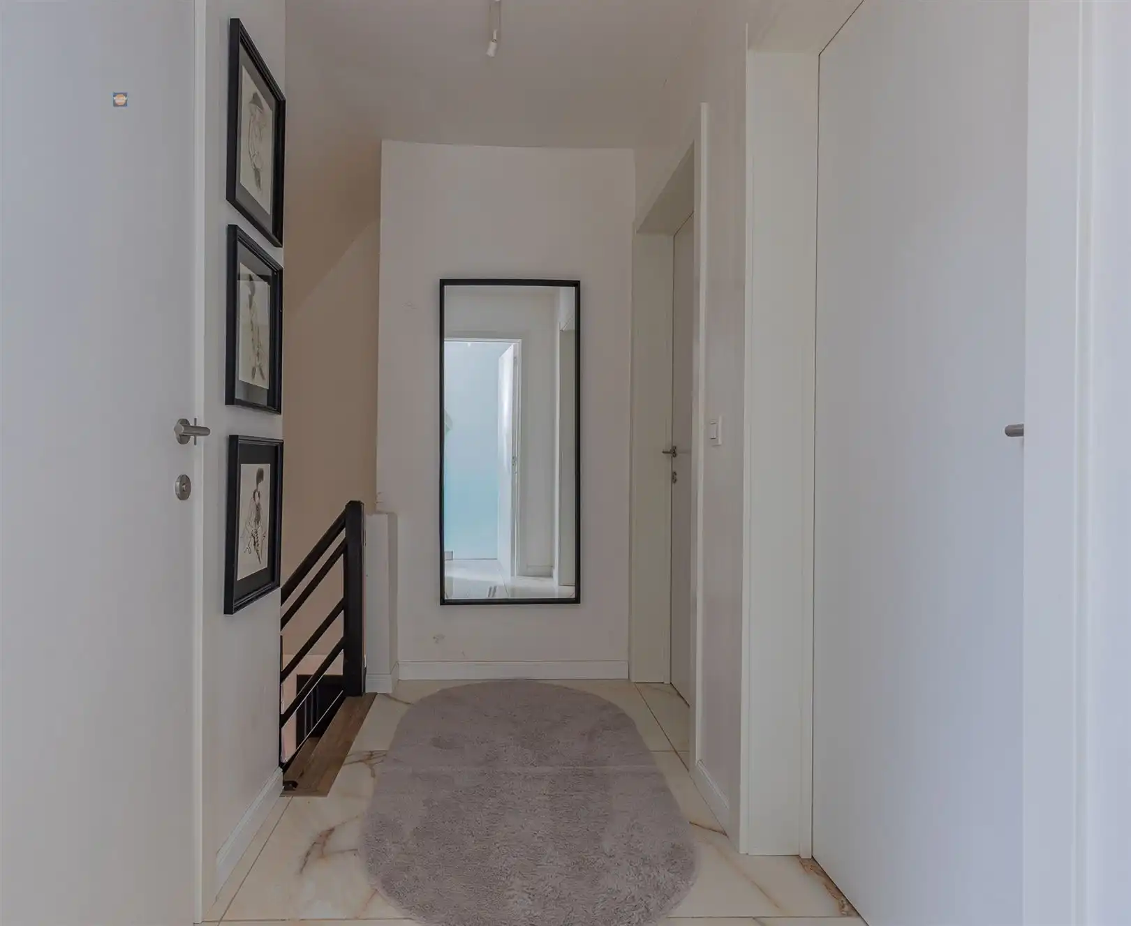 Ruime halfopen woning met grote tuin en 3 slaapkamers foto 13