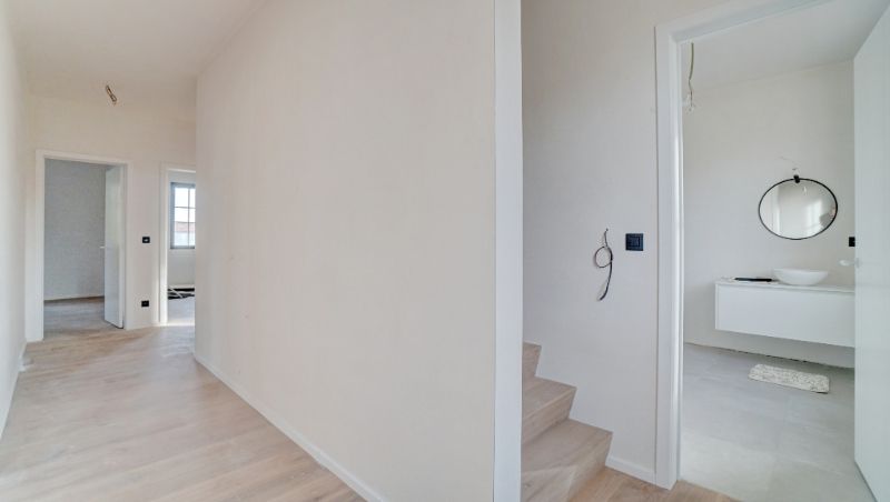 Ruime luxe nieuwbouwvilla van 368m² op 6 are 36 ca foto 17