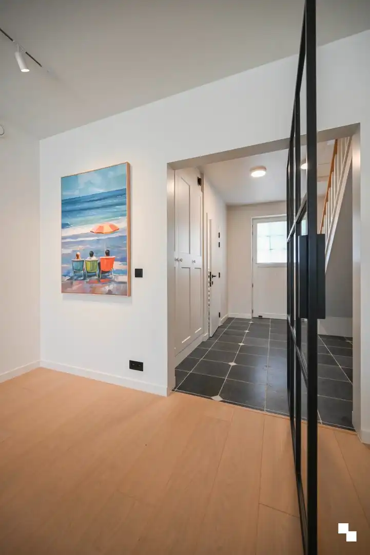 Gemeubelde high-end woning in rustige buurt in Waregem foto 13