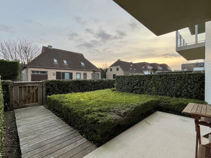 Gemeubeld villa-appartement met rustige ligging! foto 6