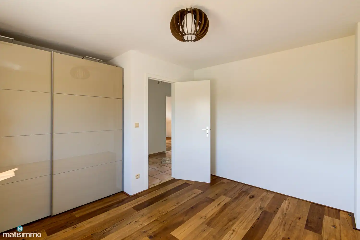 RUSTIG GELEGEN EENGEZINSWONING MET 3 SLAAPKAMERS, RUIME TUIN EN GARAGE TE VLIERMAAL foto 17