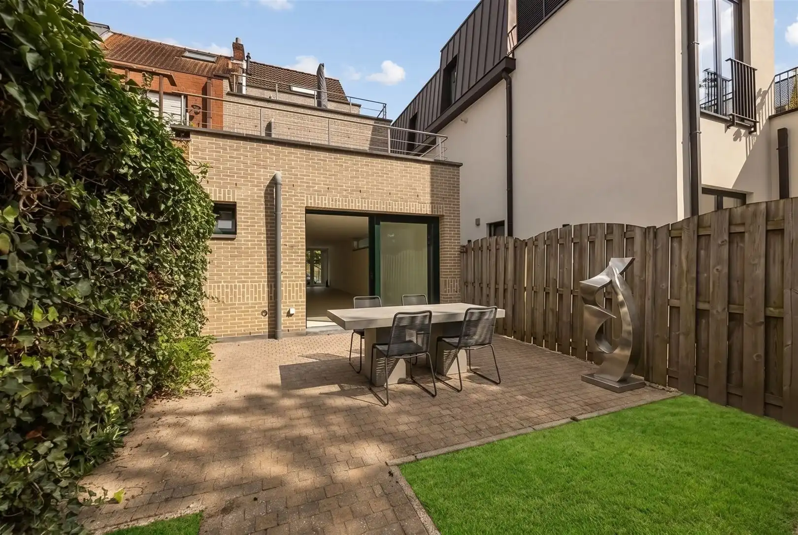 Commercieel pand met tuin & P  op toplocatie in Mariaburg foto 5