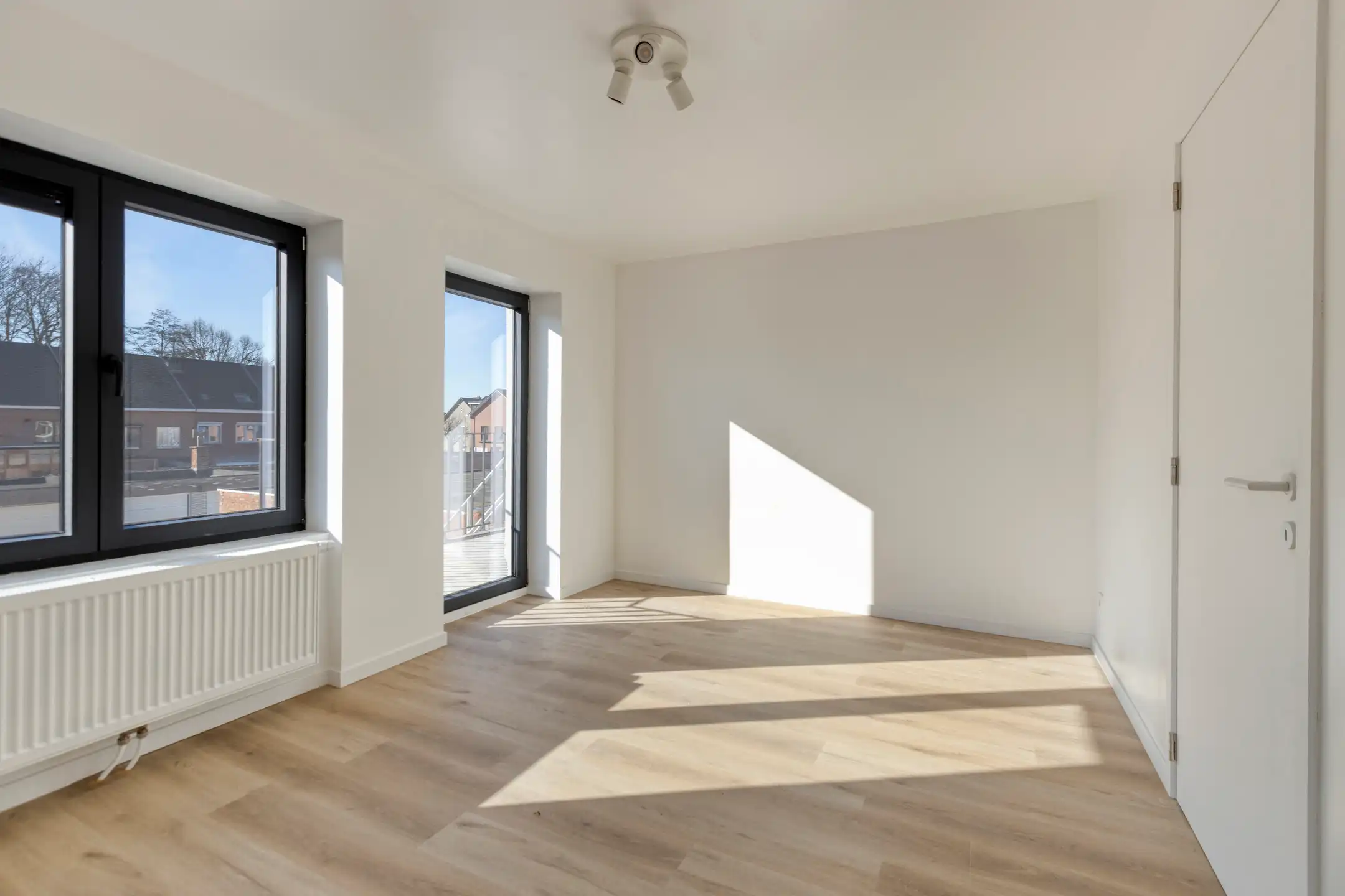 Woning met 4 slaapkamers, 2 badkamers en 2 autostaanplaatsen foto 18