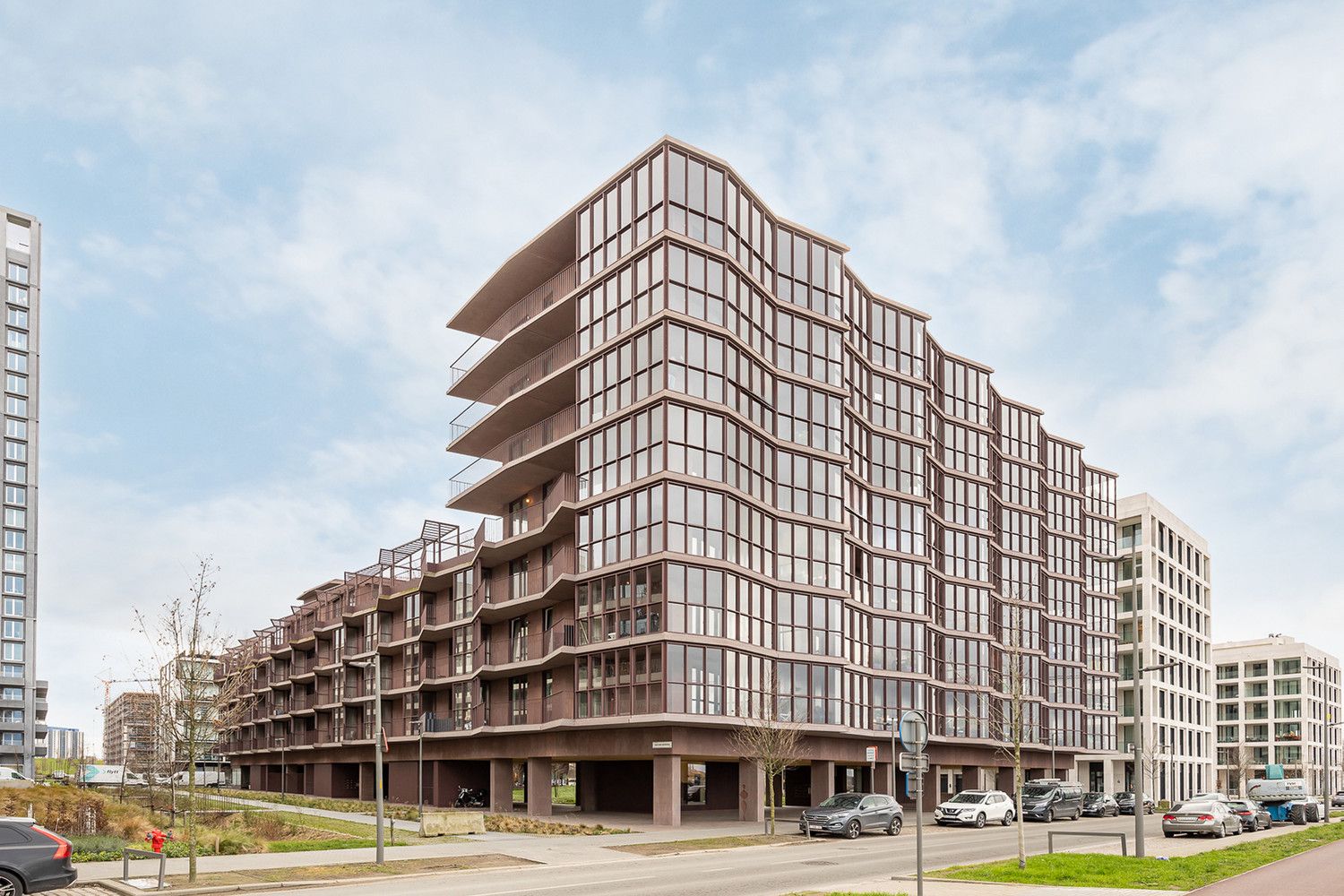 Luxe-appartement met frontaal Scheldezicht met heerlijk terras (30m²) op Nieuw Zuid incl kelderberging - optionele ondergrondse parking beschikbaar foto {{pictureIndex}}