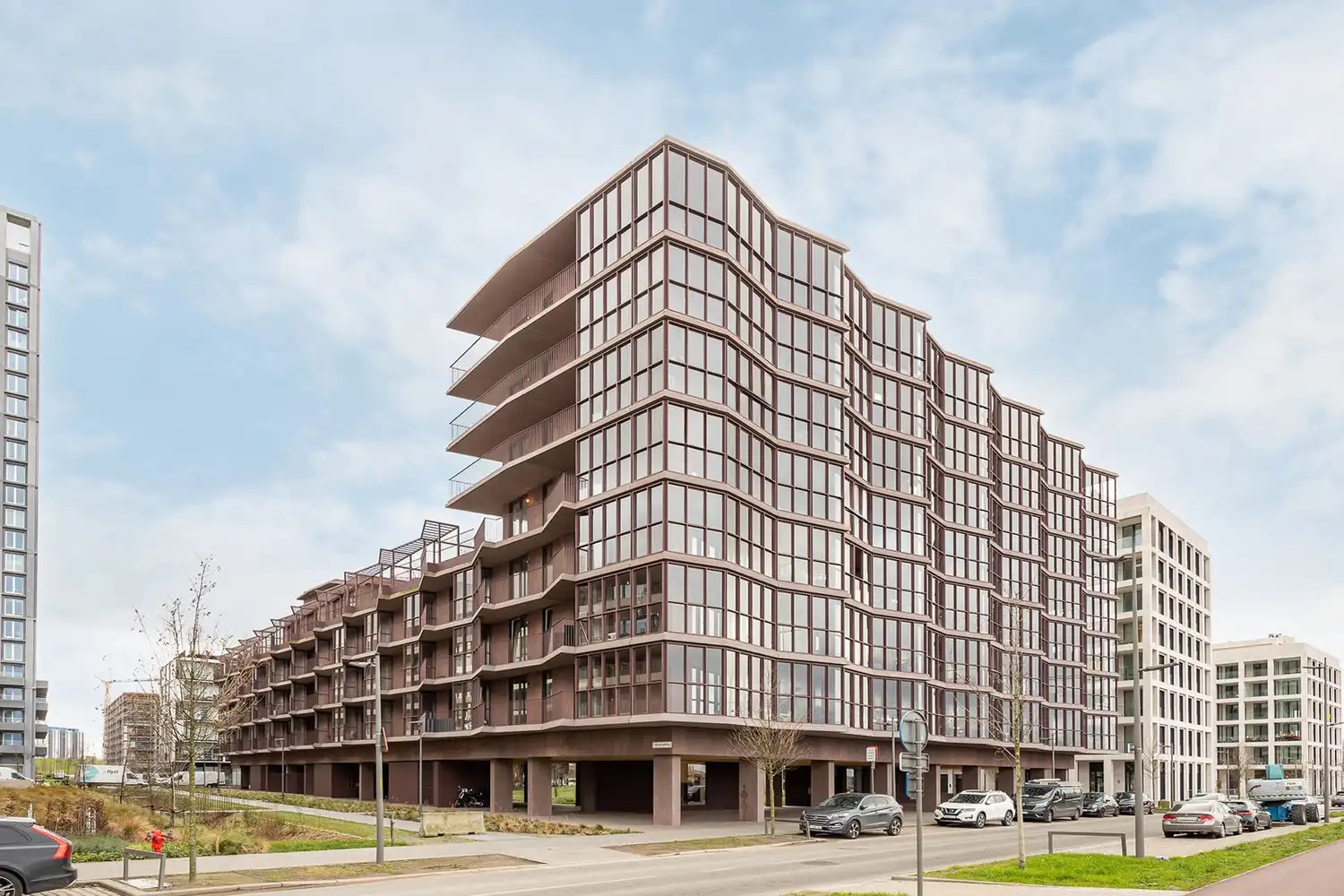 Luxe-appartement met frontaal Scheldezicht met heerlijk terras (30m²) op Nieuw Zuid incl kelderberging - optionele ondergrondse parking beschikbaar foto {{pictureIndex}}