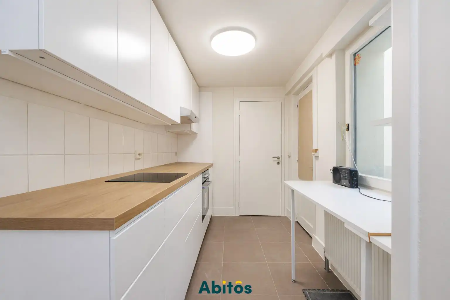 Opgefriste ruime duplex met 2 slaapkamers nabij Vrijdagmarkt foto 10