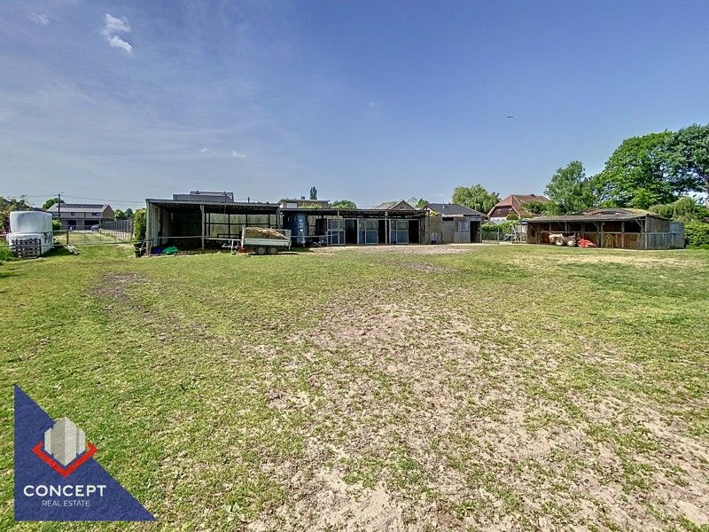 Instapklare woning met 3 slaapkamers met achterliggende paardenweides. foto 40