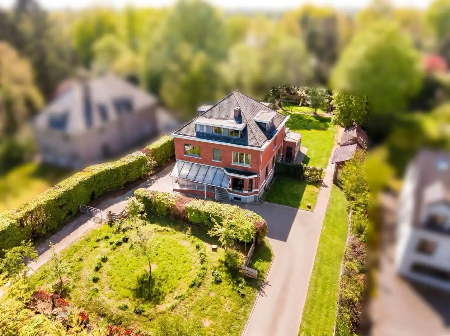 Uniek karakterpand met bijgebouw op toplocatie in Koningshof – Schoten foto 4