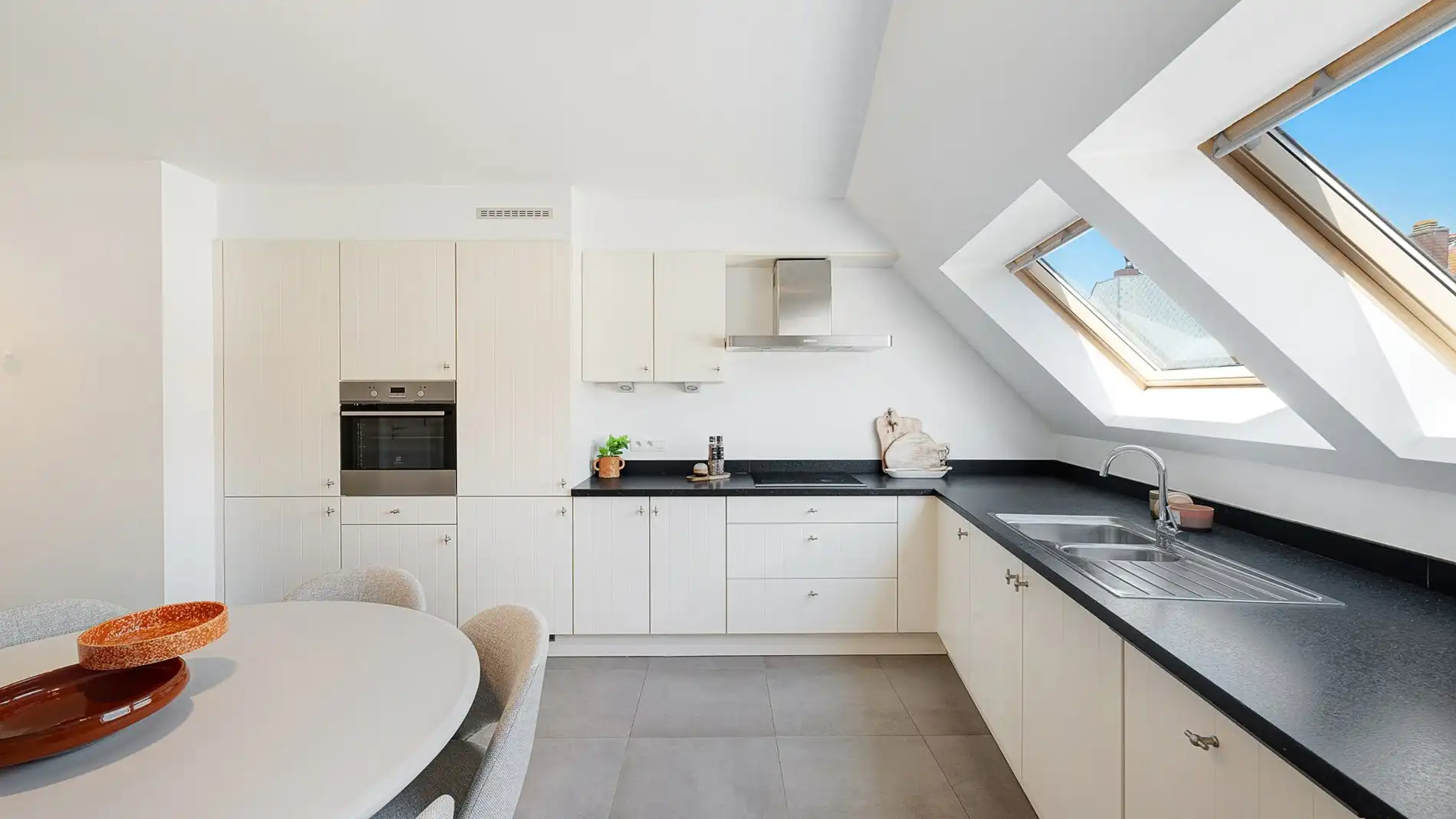 Recent duplex-appartement met zonneterras te Heist-aan-Zee foto 6