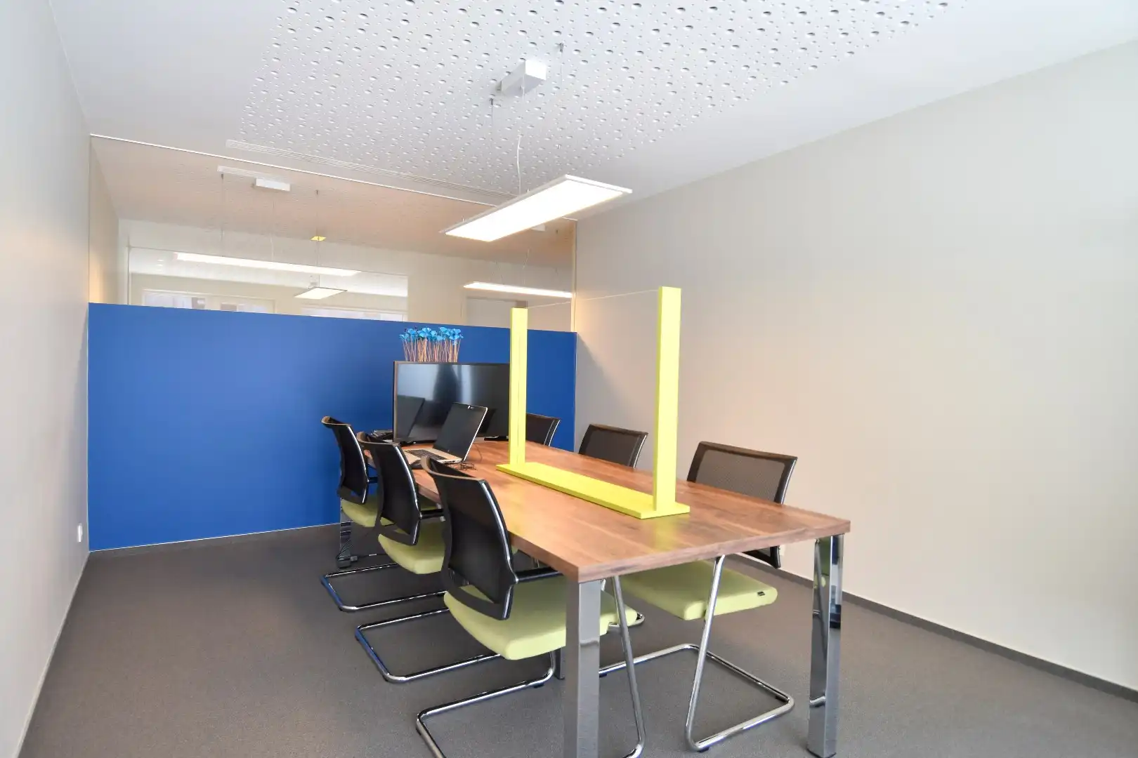 Instapklare kantoorruimte (109 m²) te koop in het centrum van Lauwe foto 3
