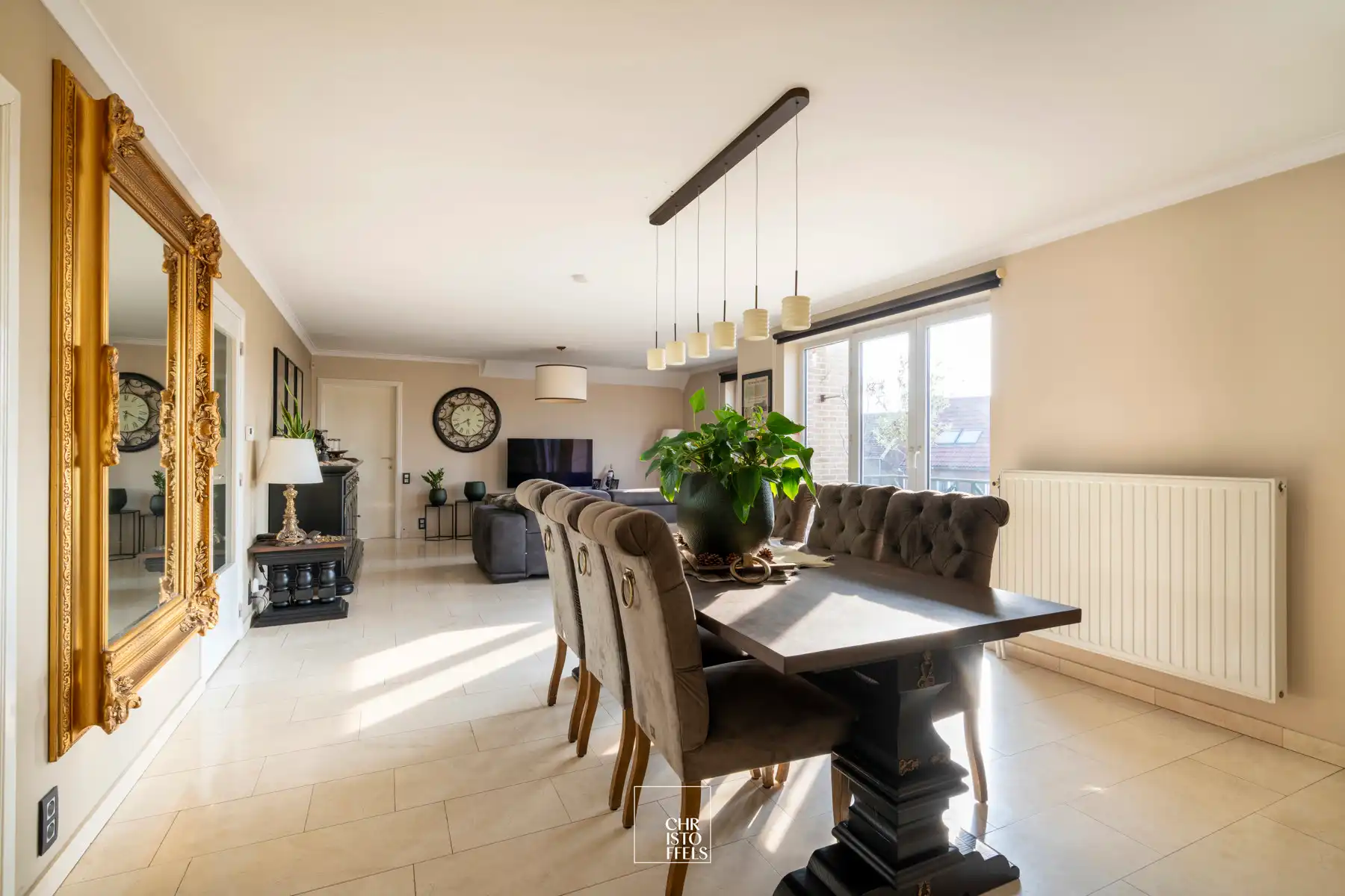 Ruim appartement (134m²) met 2 slaapkamers in Rekem foto 8