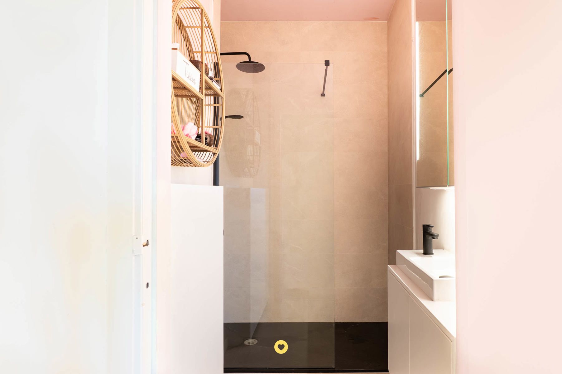 Trendy appartement met 3 SLK's en balkon in hartje Aartselaar foto 9