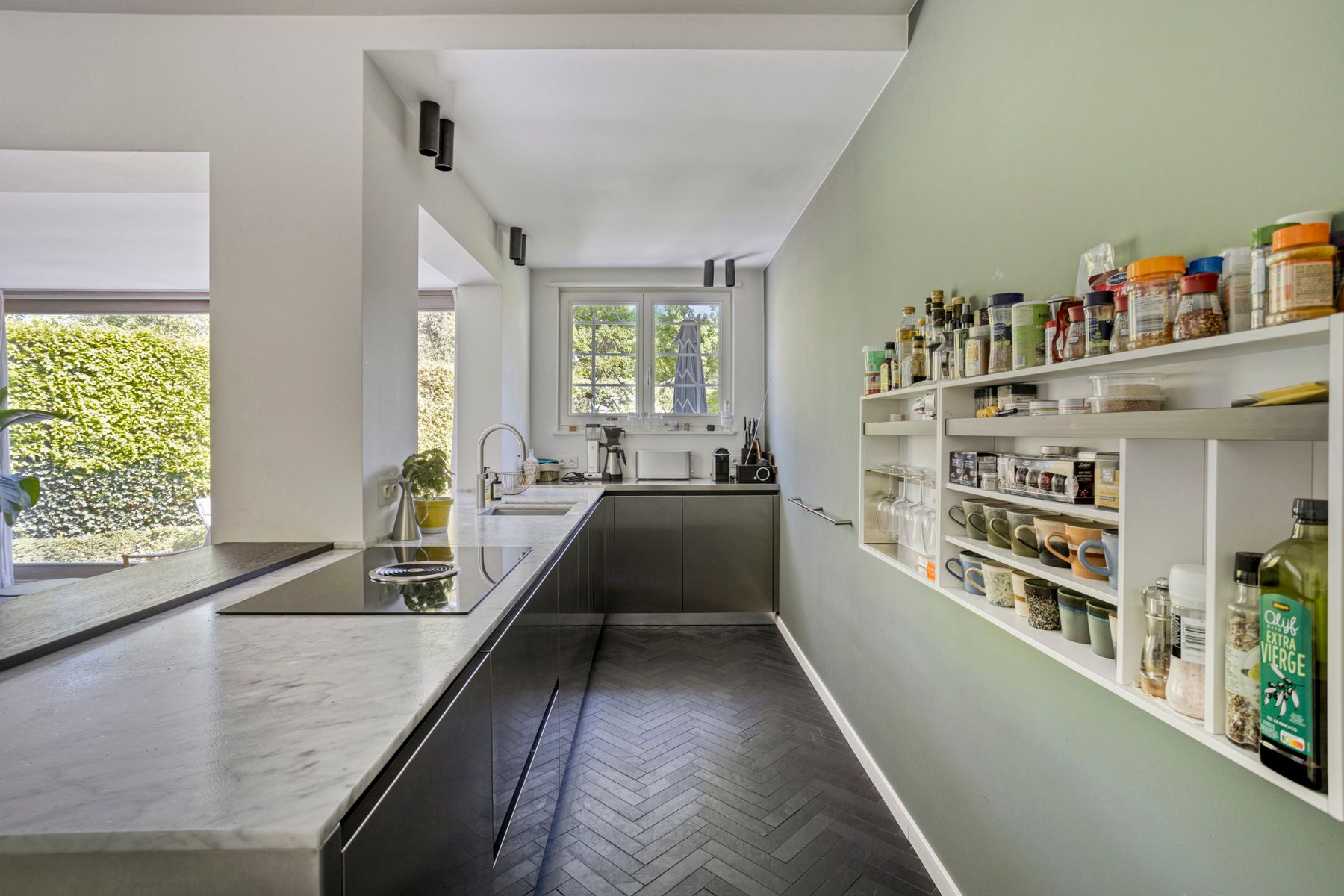 IN OPTIE - Prachtige woning met rieten dak en 3-4 slpk foto 9