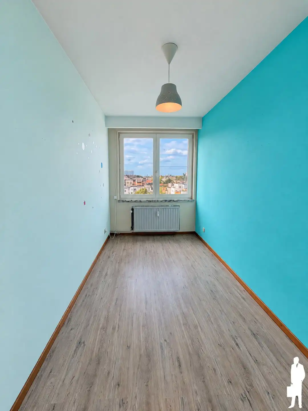 Drie slaapkamer appartement met garage foto 9