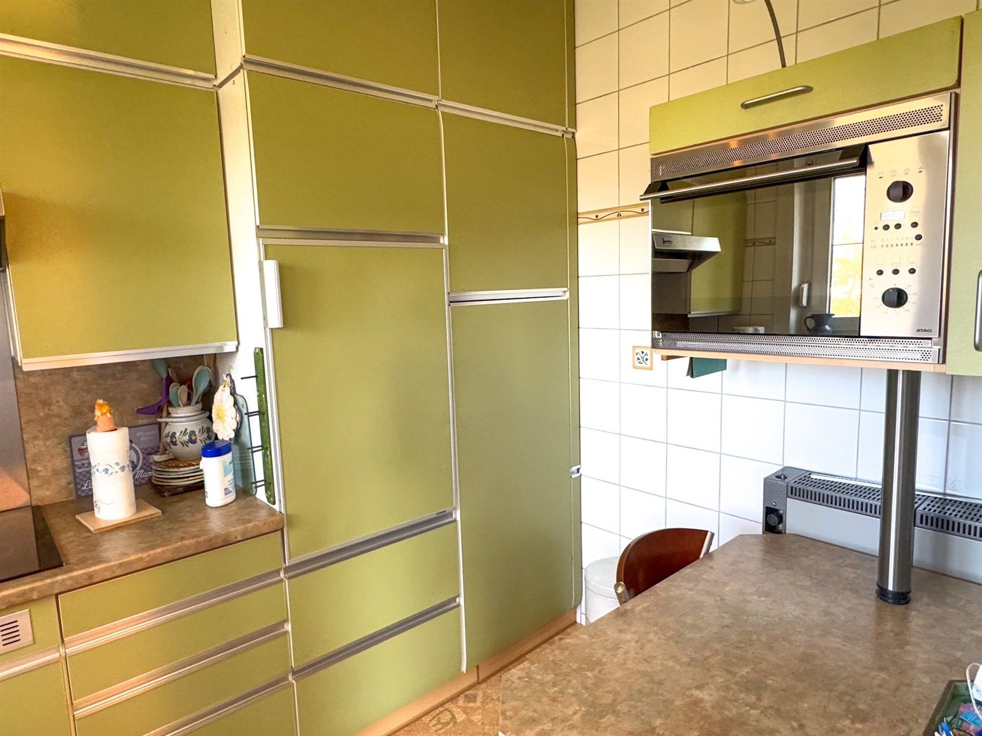 Bel-etagewoning met 3 slaapkamers, ruime garage en Zuid tuin foto 8