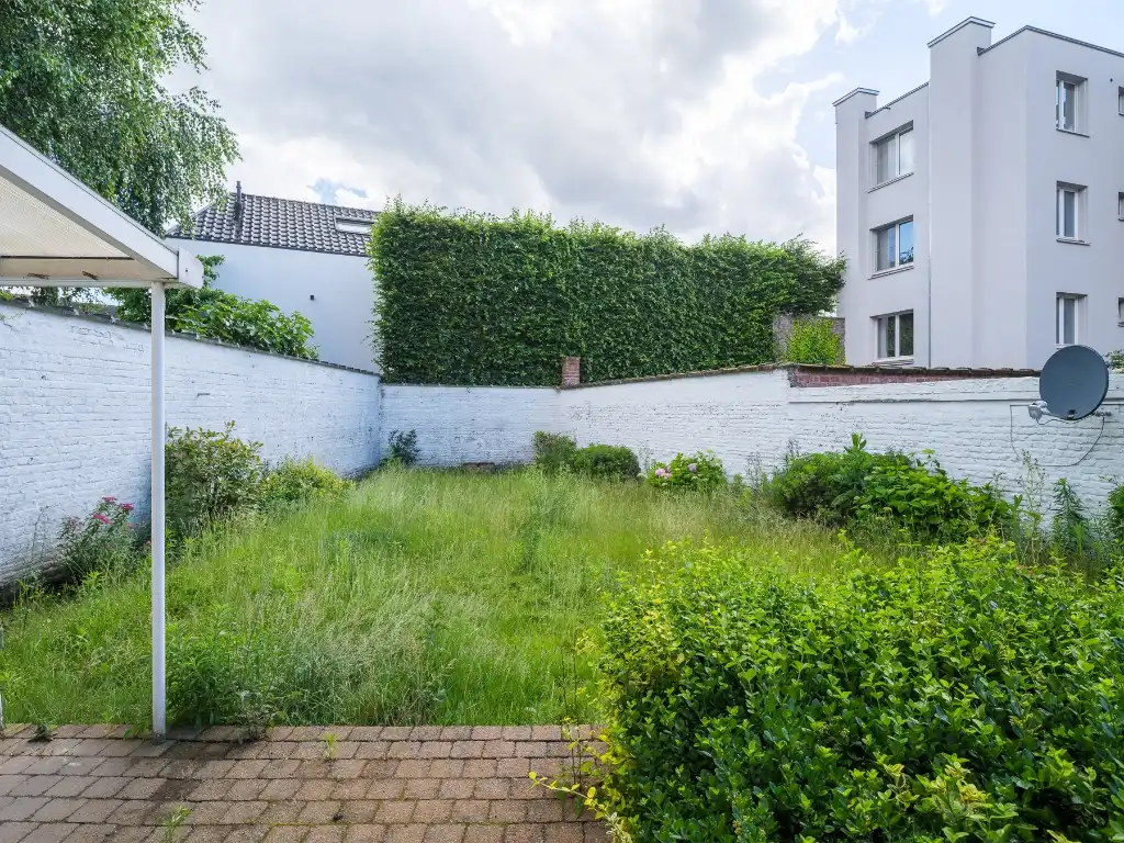 Karaktervolle interbellumwoning met uitzonderlijke stadstuin nabij de Coupure foto 22