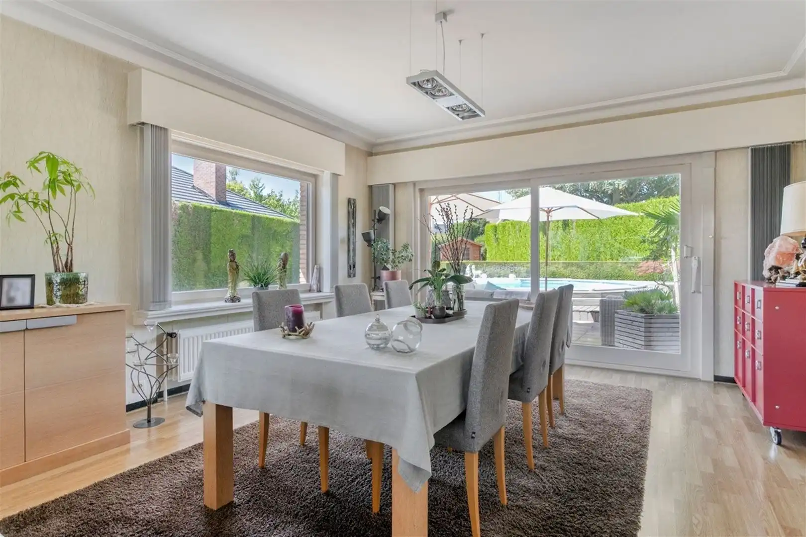 Verzorgde woning met zwembad. foto 6
