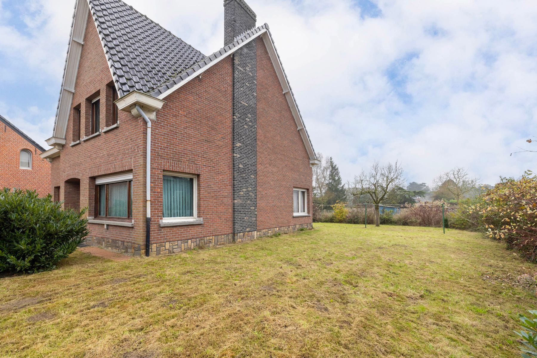 Open bebouwing met 4 slpk op zuidperceel van 1.477m² foto 15