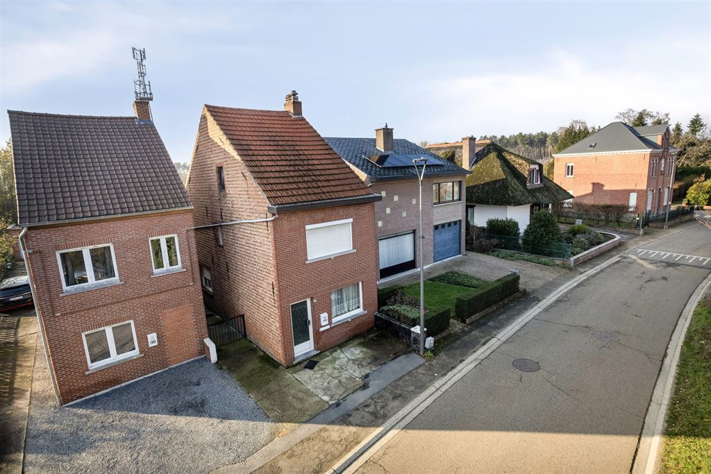 Te renoveren woning op een gunstige locatie foto 18