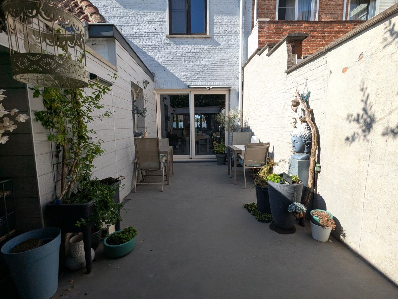 Charmante hoekwoning met knappe afwerking op idyllische plek foto 9