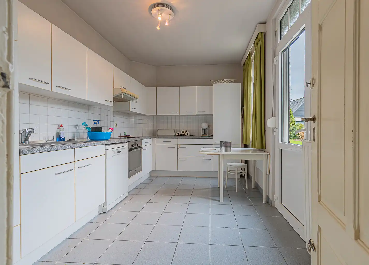 Herenhuis met 5 slaapkamers in Opwijk centrum! foto 7